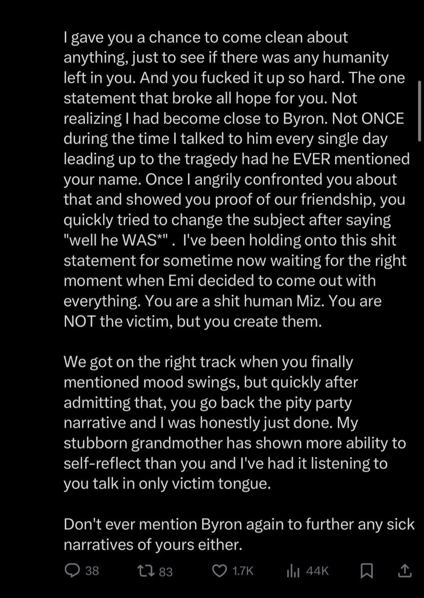 River_PX tweet media