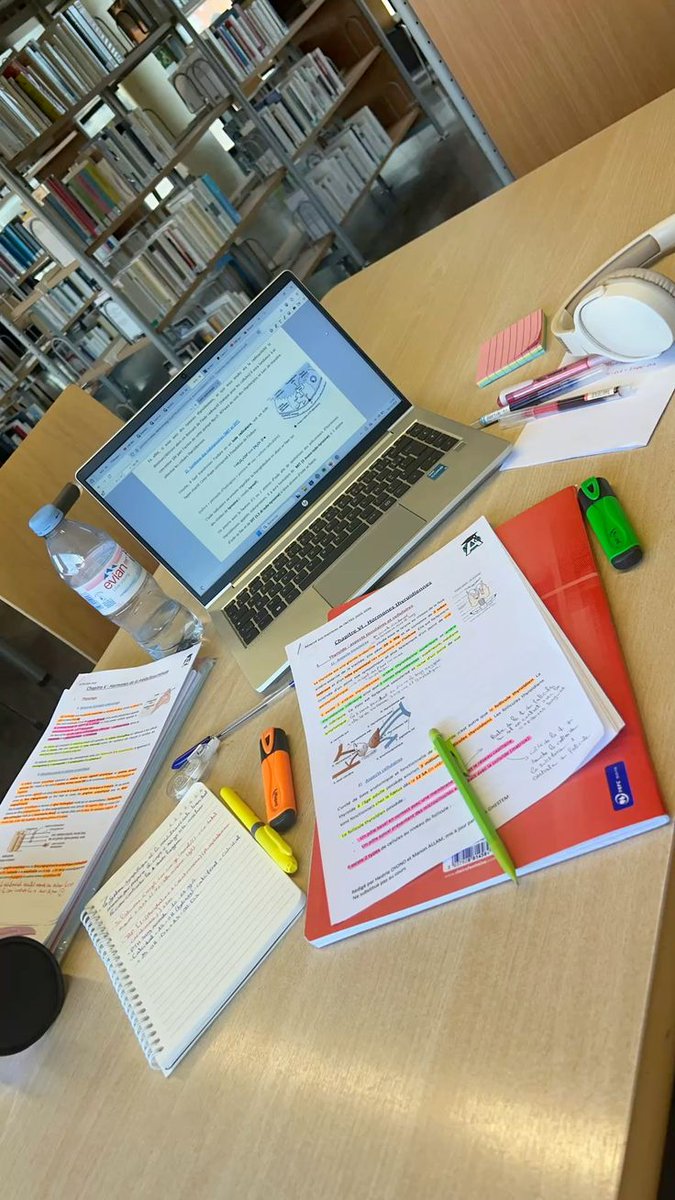 كتابة بحث}رسائل ماجستير}حل واجبات}واجب}بحوث قانون} tweet media