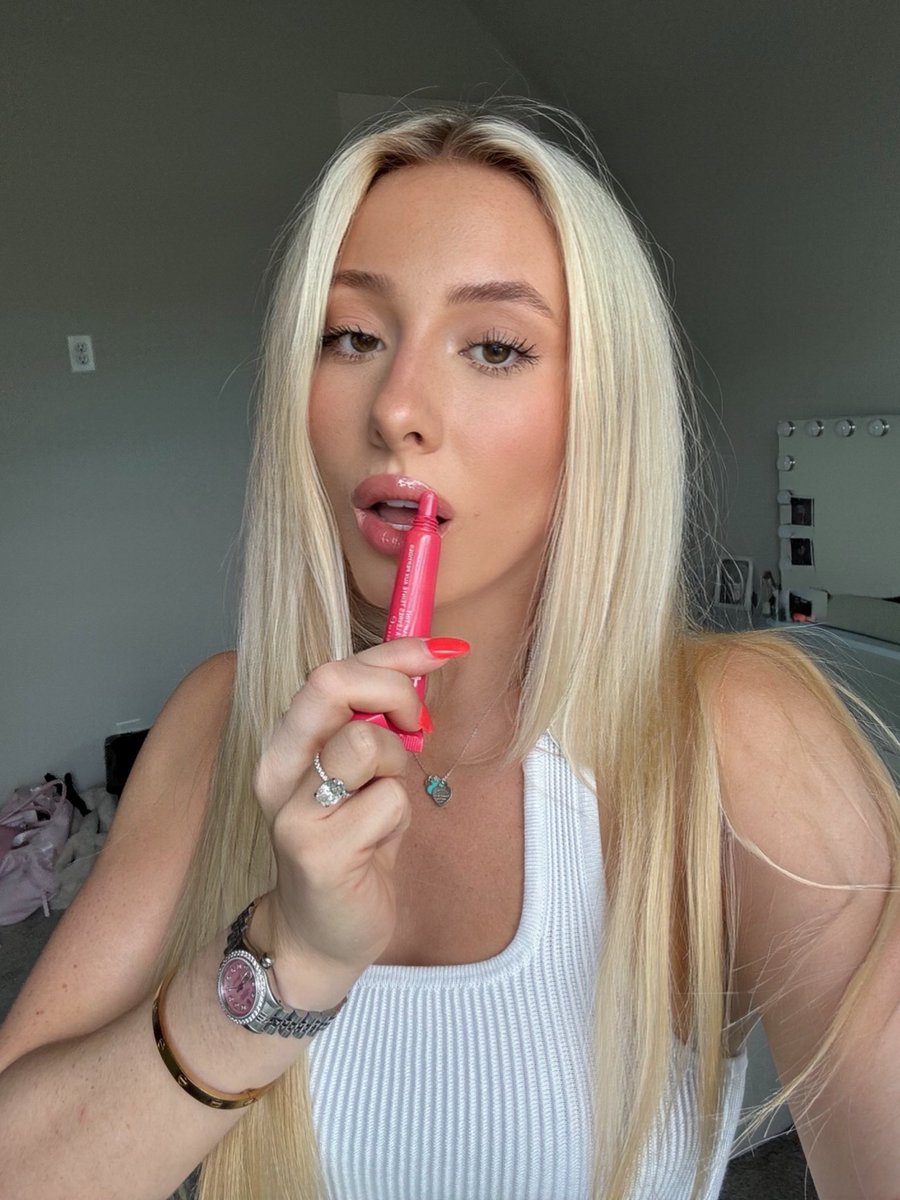 Goddess Ava ♡ tweet media