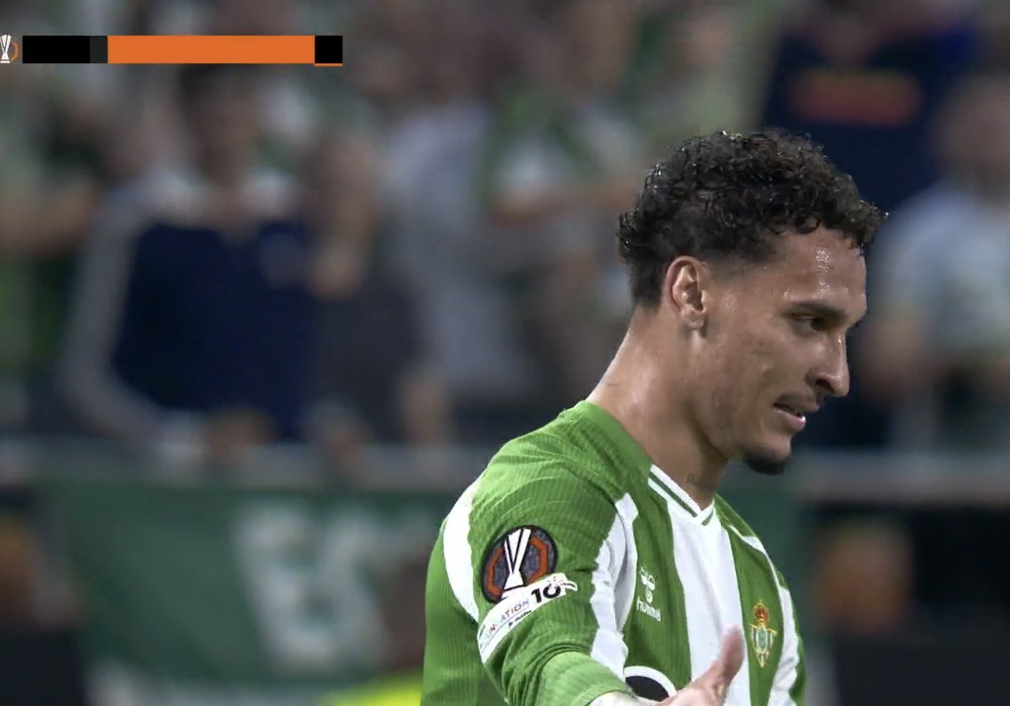 The Touchline | 𝐓 tweet media