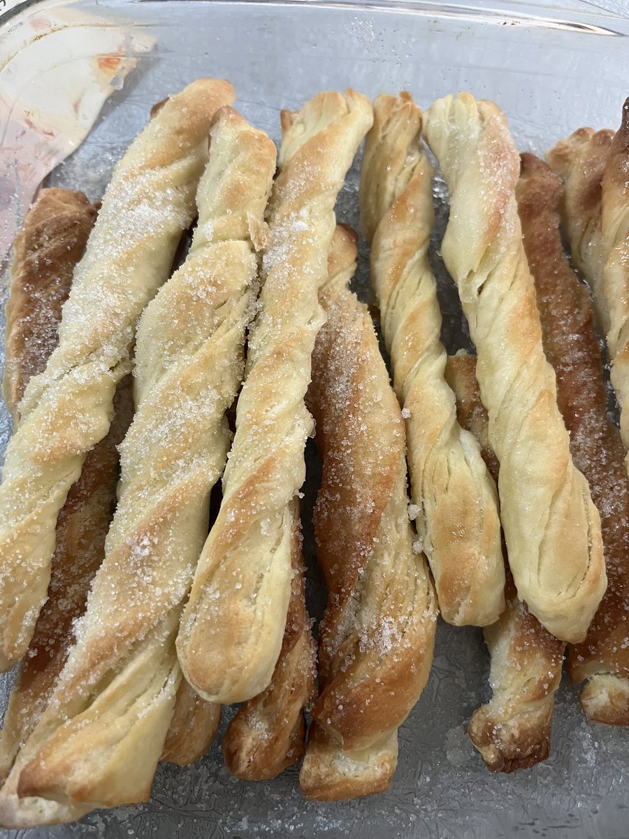 Mosca Castro tweet media