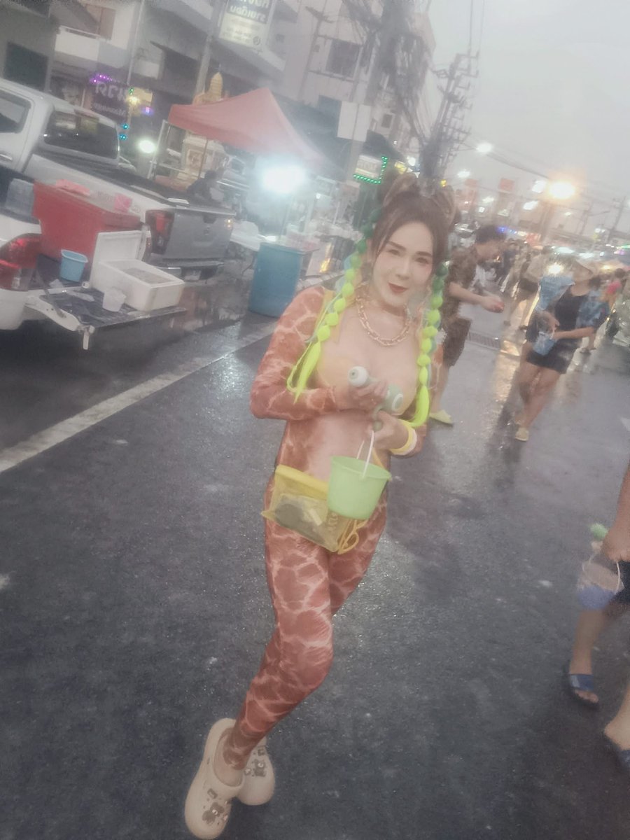 เจี๊ยบที่ไม่ใช่ลูกไก่ #สาวสองเมืองชล tweet media