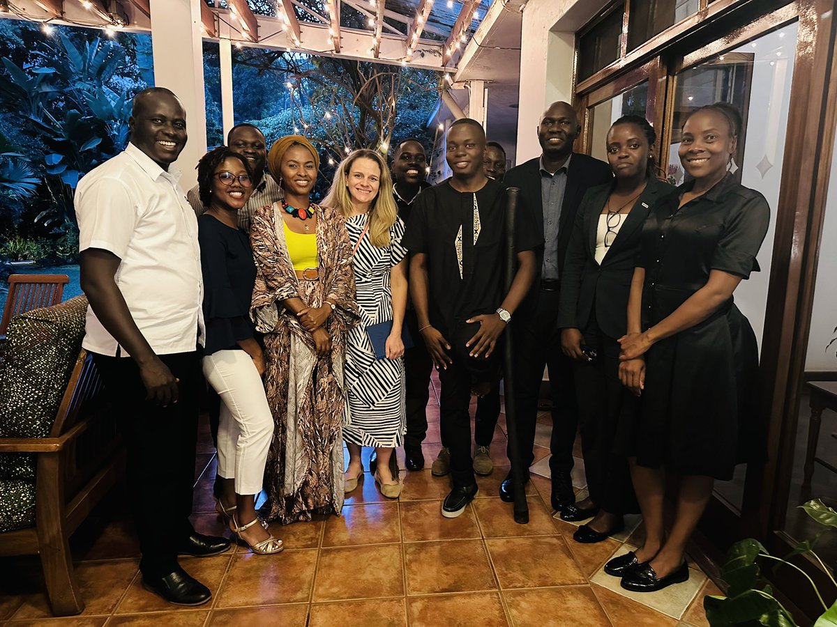OYWAUgChapter's tweet photo. We had the privilege of engaging with the British High Commission alongside Chevening &amp; Commonwealth Scholars Uganda leadership.
Great conversations, exciting partnership opportunities and the journey has just begun.
Grateful to the British High Commissioner for hosting us. https://t.co/hjNgLxYmMM