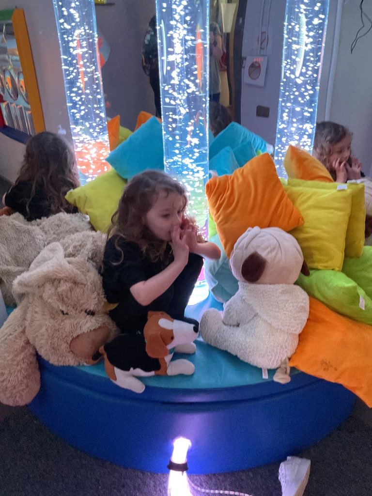 ctrps1's tweet image. Our Sunflower Room boys and girls are back from their Easter break and loving their morning regulation time! 🌟 

Calm, focused, and ready to learn—what a fantastic start to the term! 📚✨ 

#BackToSchool #ReadyToLearn