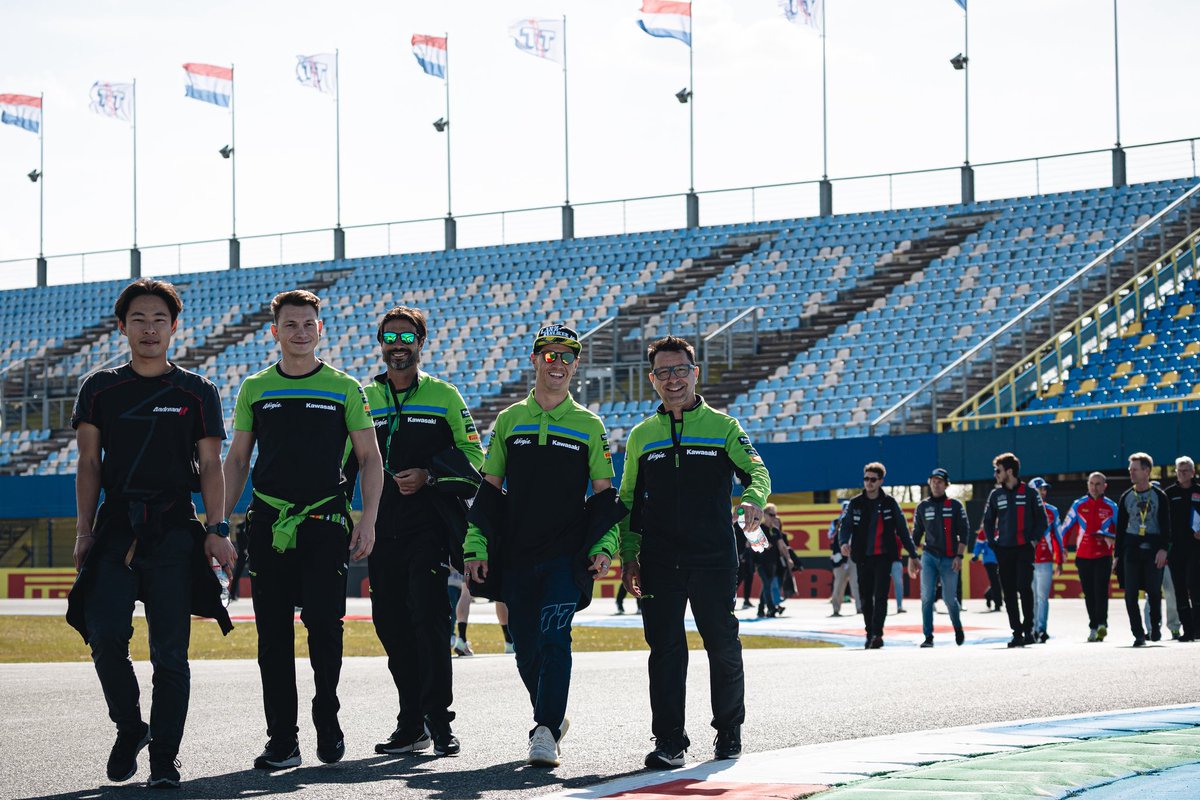 Trackwalk 💛Team #77 on Thursday duty’s 💚 @ttcircuitassen @worldsbk @kawasaki ...