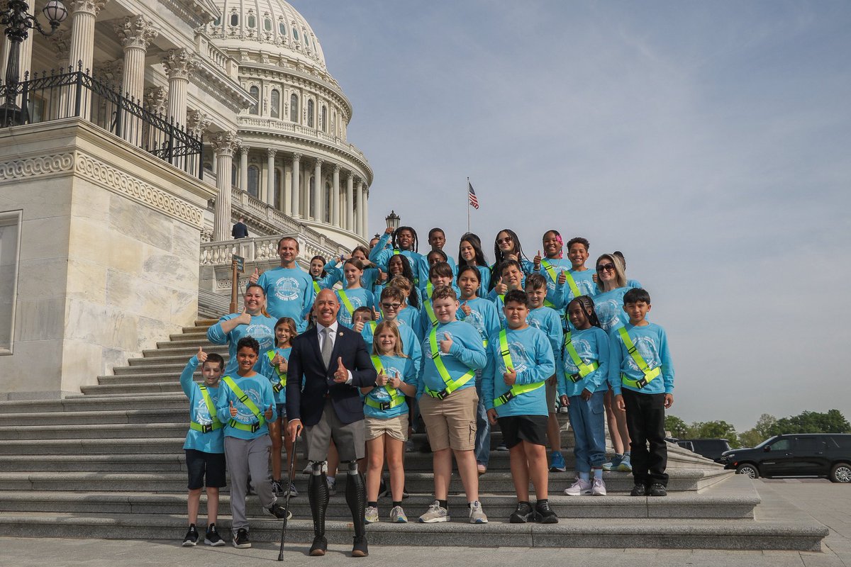 Rep. Brian Mast tweet media