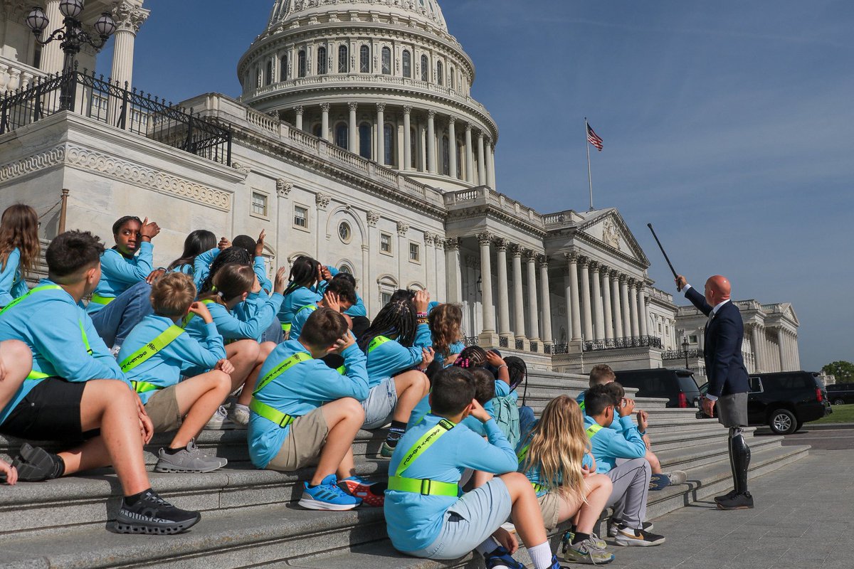 Rep. Brian Mast tweet media