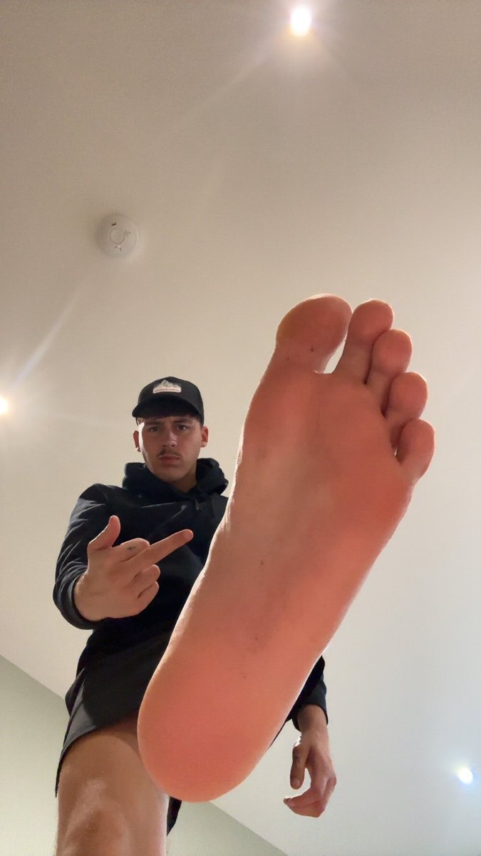 master coopers backup 🦶🏼 tweet media