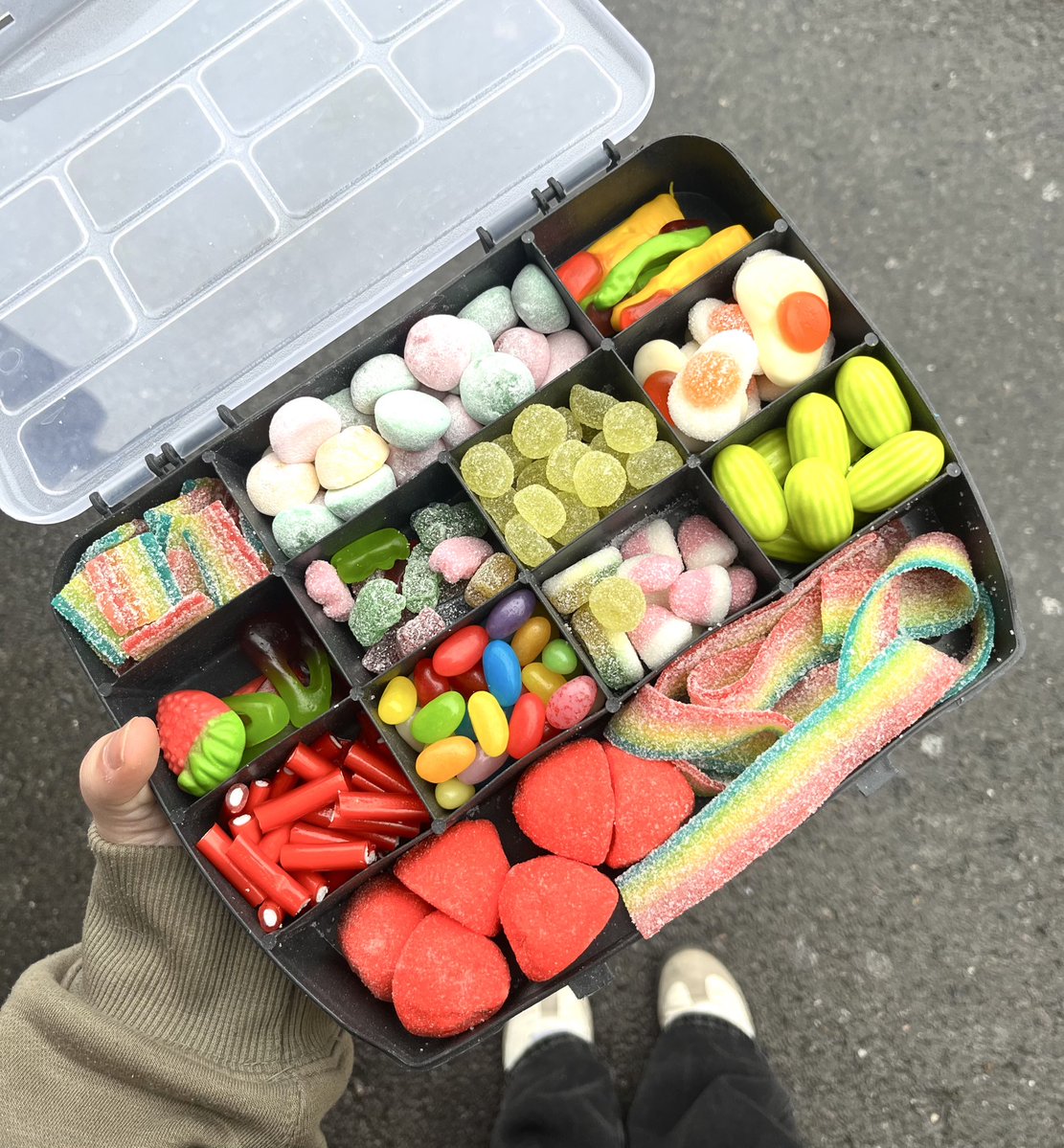 Fini Golosinas tweet media