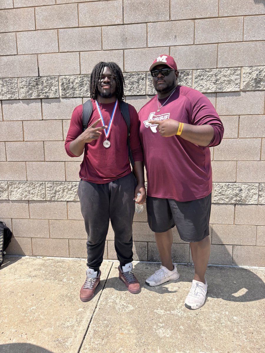 Mesquite High Track tweet media