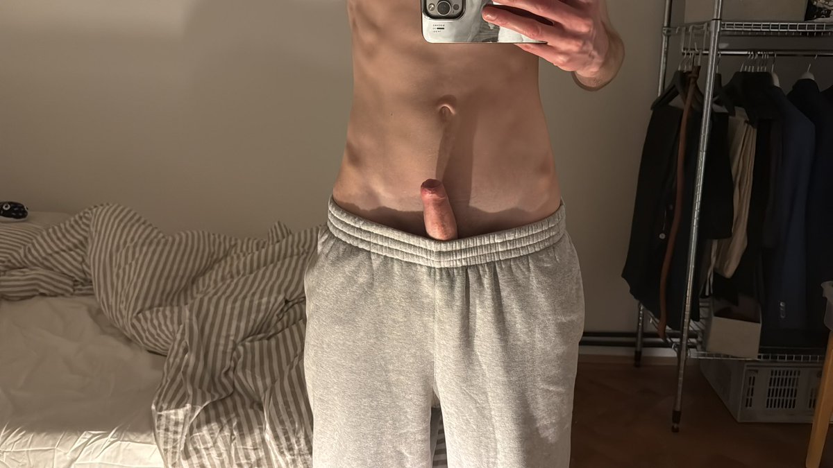TomCofxx's tweet photo. Wanna take a lick? https://t.co/q3Db7JYla7