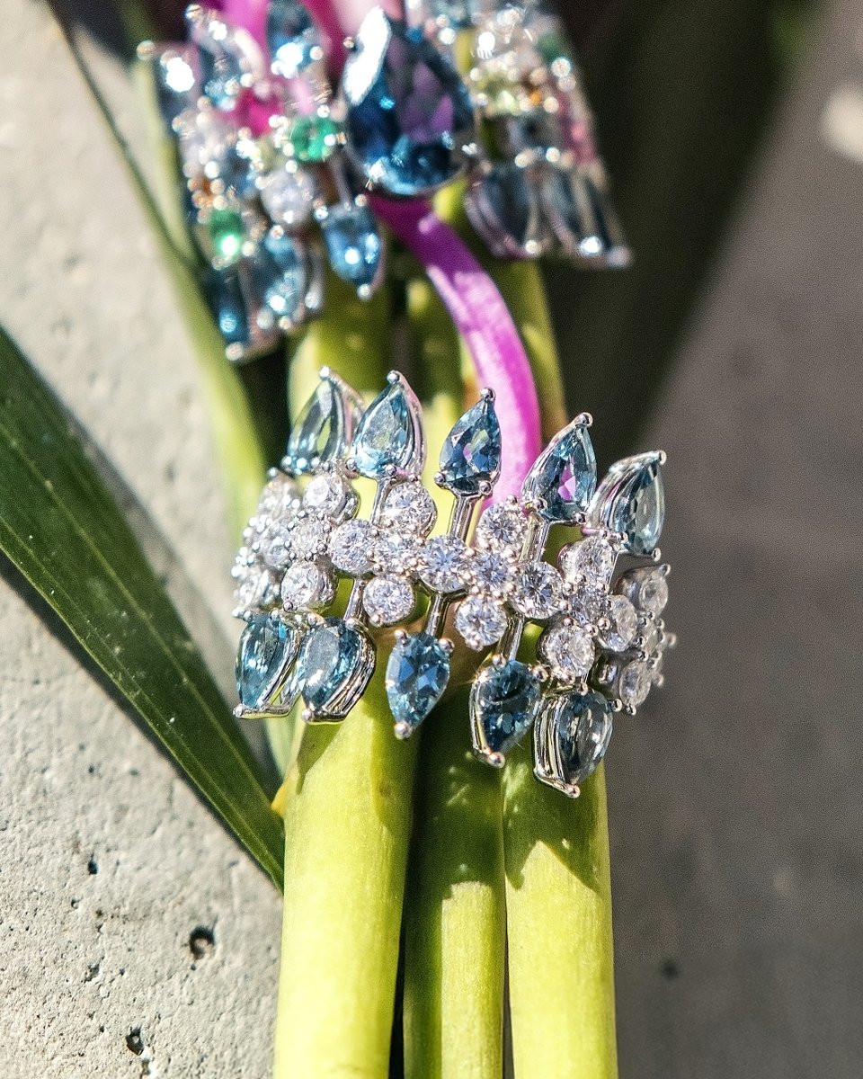 Hueb_Official's tweet image. The ring for the woman who flows like water: unapologetic, graceful, endlessly powerful.

#HUEBamazonia #Topaz #FineJewelry