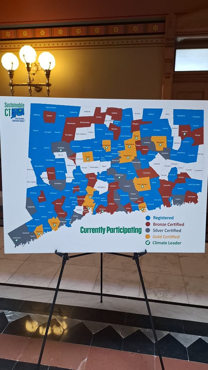 jayoung3292's tweet image. @SustainabileCT Reception at the @CTStateCapitol ✊️ #ClimateActionNow 🌎