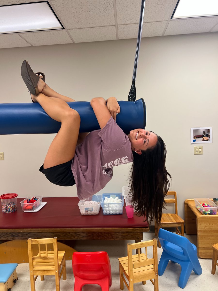 ShenandoahOT's tweet image. OTD students had the opportunity to spend some time with James Wood High School students on Thursday. The high school students got to learn all about the FUN things OT has in store.
#shenandoahuniversity #OT #OTD #MSOT