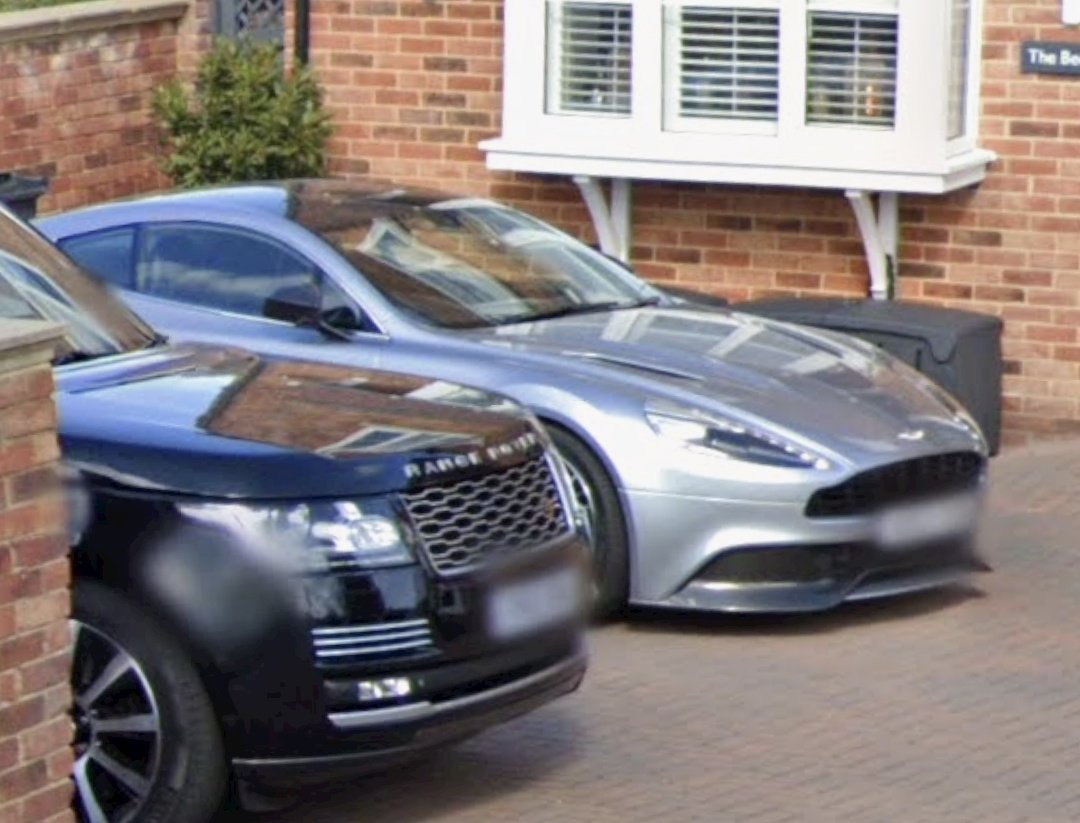 CarsOfGMaps's tweet image. Worcester part 7. 
Aston Martin V12 Vanquish, a very moldy TVR Tasmin, Audi R8 and Austin 1800