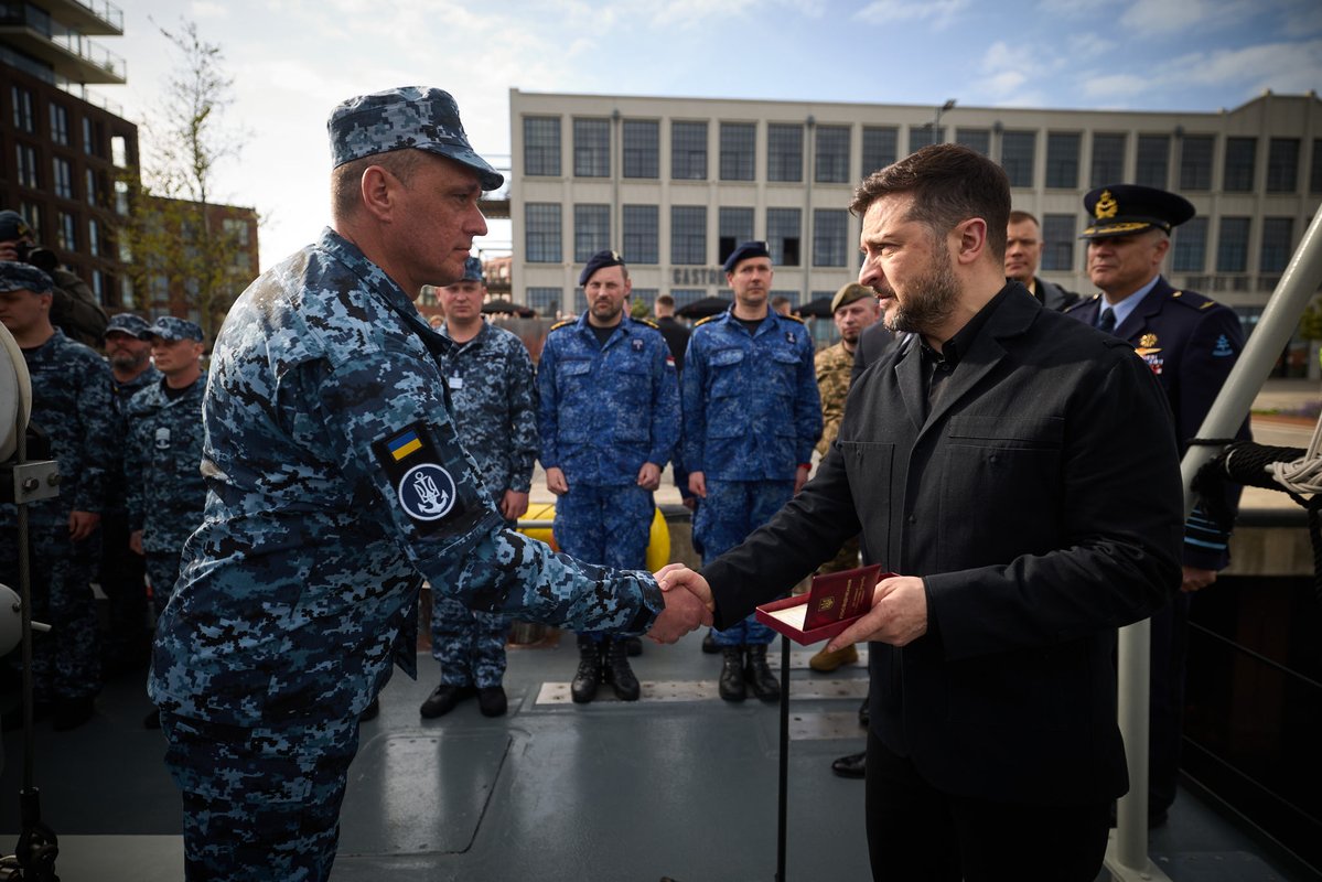 Volodymyr Zelenskyy / Володимир Зеленський tweet media