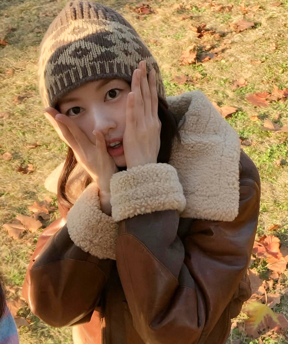 Fanofsomin tweet media