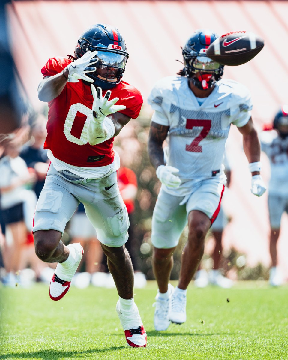 OleMissFB's tweet photo. 🇹🇹 ➡️ 👨‍🍳

@TrinidadChambl1 x @_jayythegreat_ https://t.co/10nhsHxfdz