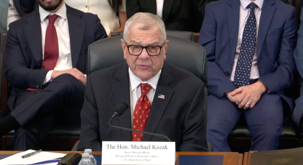 <a href="/HouseForeignGOP/">House Foreign Affairs Committee Majority</a> <a href="/StateDept/">Department of State</a> <a href="/RepMariaSalazar/">Rep. María Elvira Salazar</a> <a href="/DiazCanelB/">Miguel Díaz-Canel Bermúdez</a> <a href="/JoaquinCastrotx/">Joaquin Castro</a> 🗣️Michael Kozak de <a href="/StateDept/">Department of State</a>: "No tenemos una fecha para elecciones. Tenemos condiciones que permitirán la realización de elecciones y llevarán a una transición hacia la democracia. Por eso, estamos enfocados en los pasos y avances que se vayan cumpliendo en el camino".