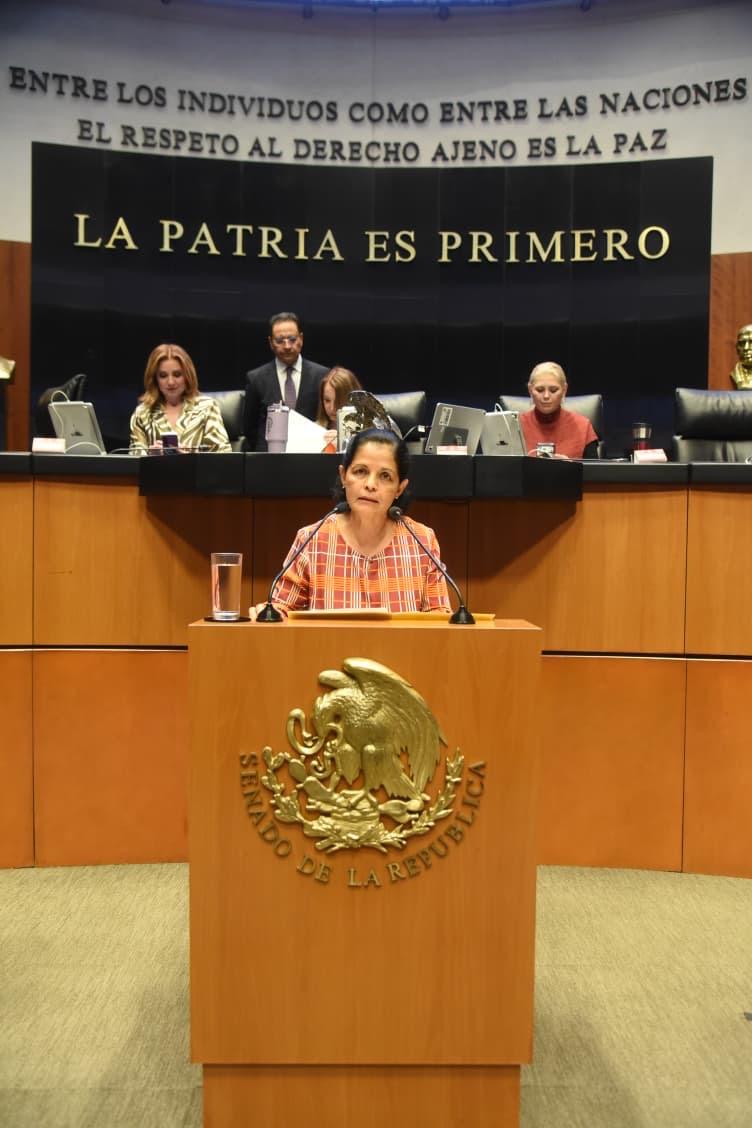 RocioCoronaNkm's tweet image. Las historias que vemos en pantalla también construyen el país 🎬🌎.

Ayer en el @senadomexicano aprobamos la Ley Federal de #Cine y el #Audiovisual 📽️ y fortalecimos la Ley de #DerechosdeAutor 📝, iniciativas impulsadas por la presidenta @Claudiashein 👩🏻‍⚖️.

Un paso firme para