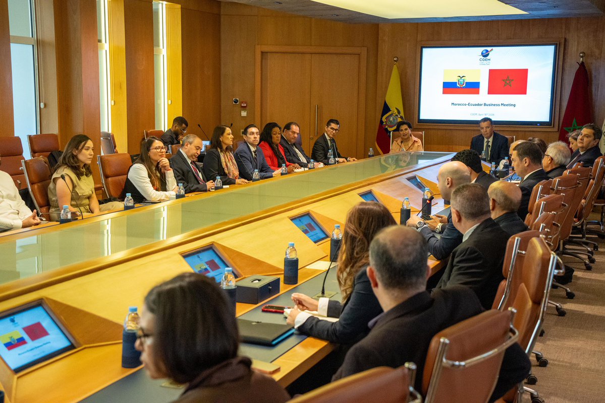 #AgendaMarruecos 🇪🇨🇲🇦

Impulsamos alianzas que generan prosperidad y oportunidades reales.

La canciller <a href="/gabisommerfeld/">Gabriela Sommerfeld</a> inició su agenda oficial en Marruecos presidiendo un Encuentro Empresarial entre <a href="/Fedexpor/">FEDEXPOR</a> y la Confederación General de Empresas Marroquíes (CGEM).