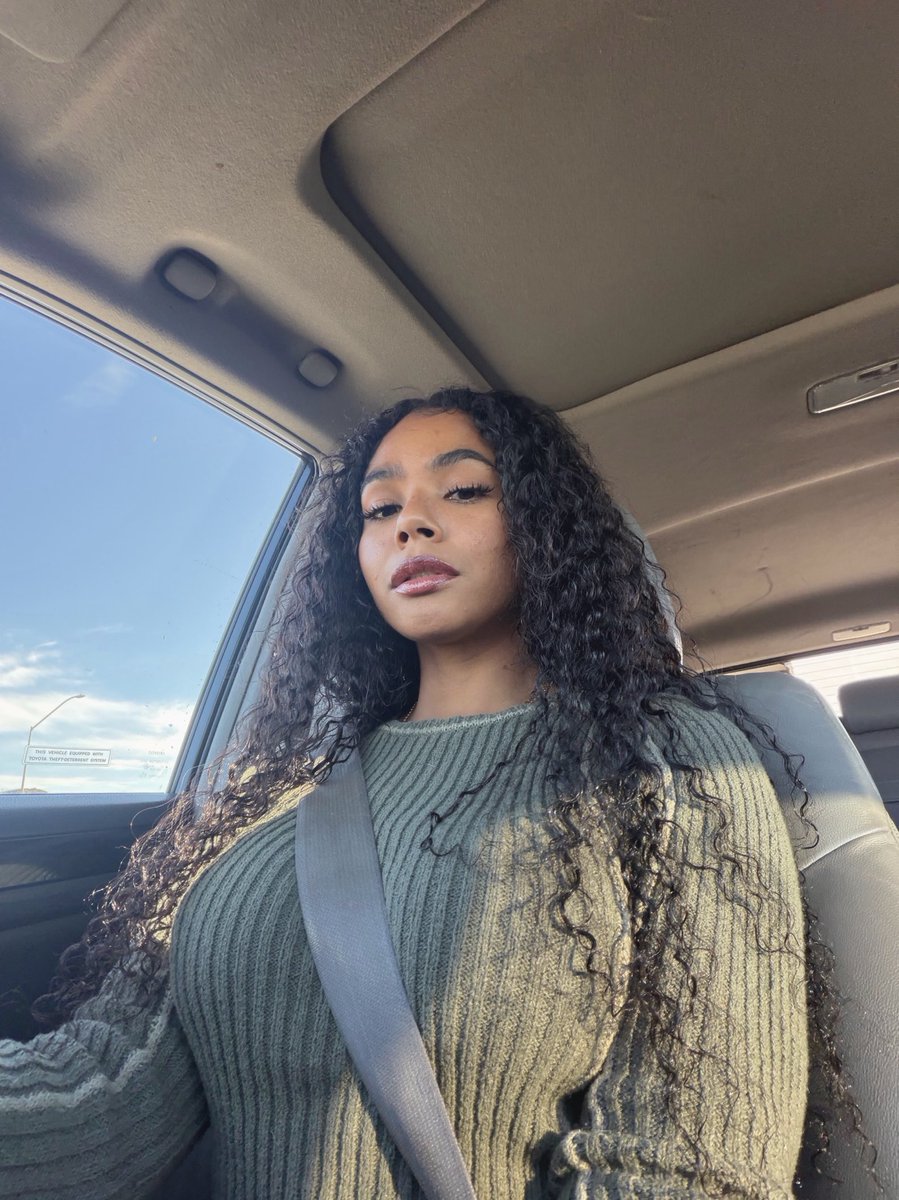 Helayna Marie tweet media