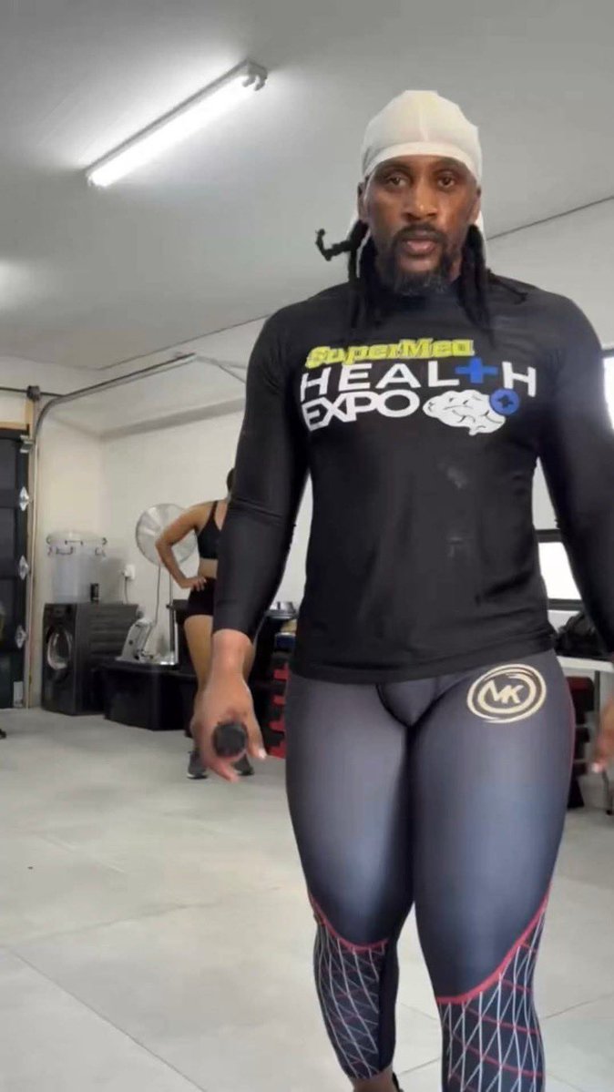 Hermaine M tweet media