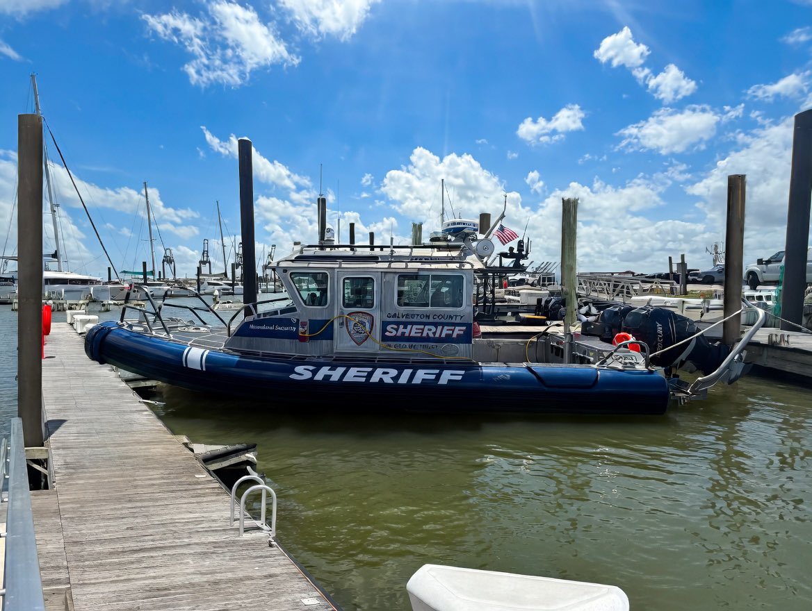 DavidBJasper's tweet photo. The Navy has arrived and the Marines have landed! 🇺🇸
Fleet Week Houston is officially underway!
HCSO is proud to team up with our Federal, State, and Local partners to help secure the Port and ensure this historic event is safe for everyone.
This is Texas’ first-ever Fleet Week — a week-long celebration of our Sea Services, bringing ships, Sailors, Marines, and Coast Guardsmen to the Houston Ship Channel during America 250.
