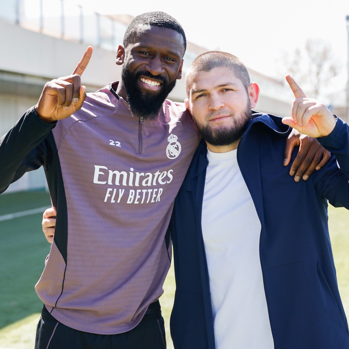 شبكة RM4Arab tweet media