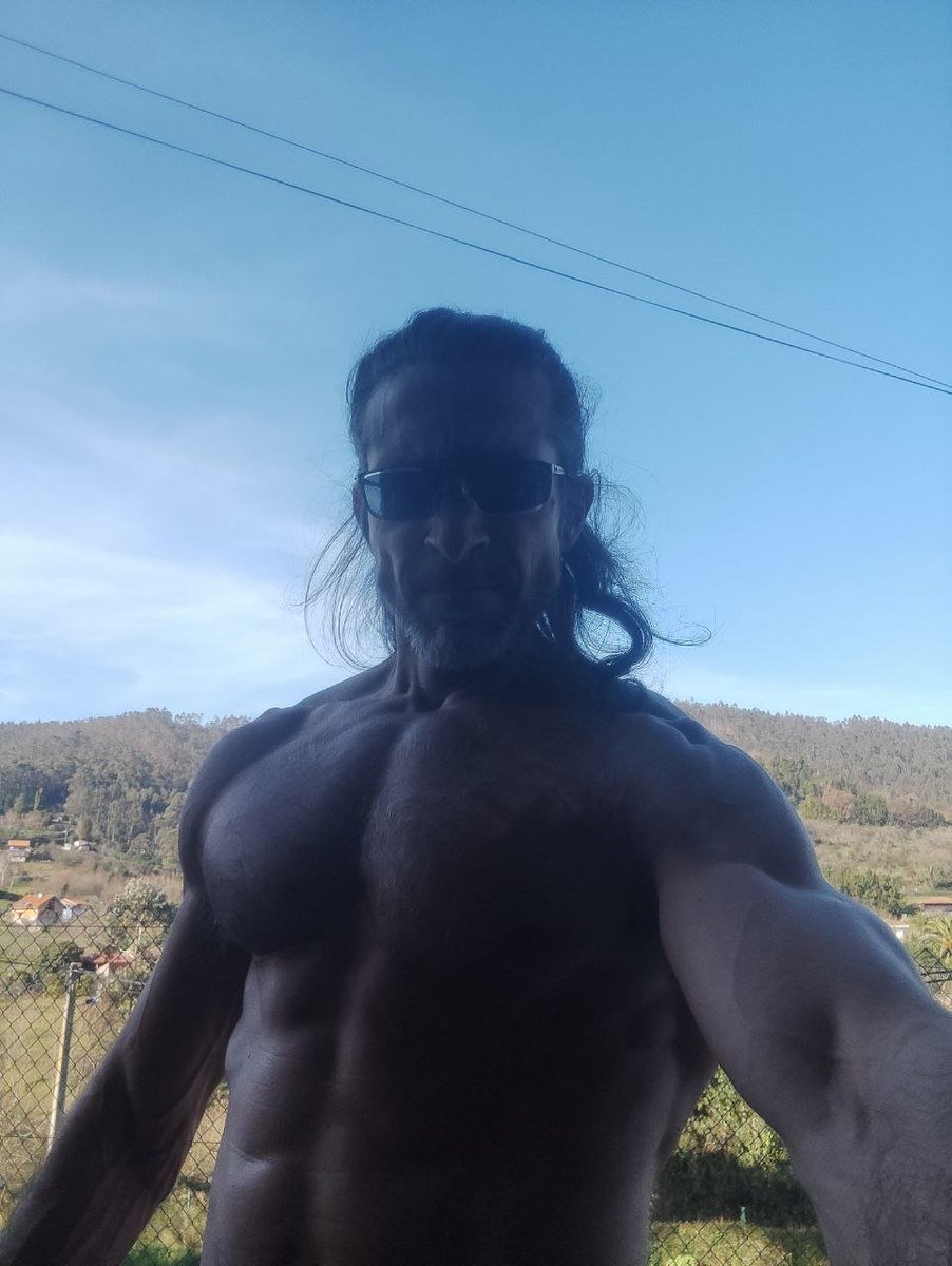 Δ wiki esteparios tweet media