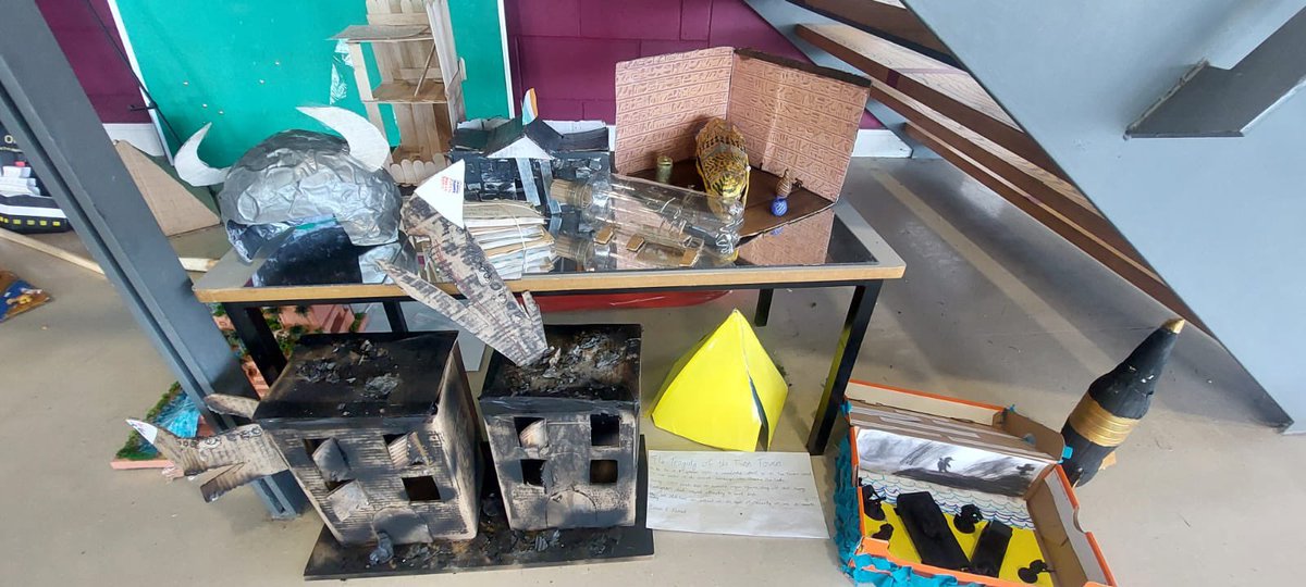 BallinteerCS's tweet photo. Before Easter, all First Year students were tasked with the annual History project of making or creating a memento of History. This year's First Year's rose to the occasion creating spectacular works of art and informative displays 📜 https://t.co/waU2k8Baqt