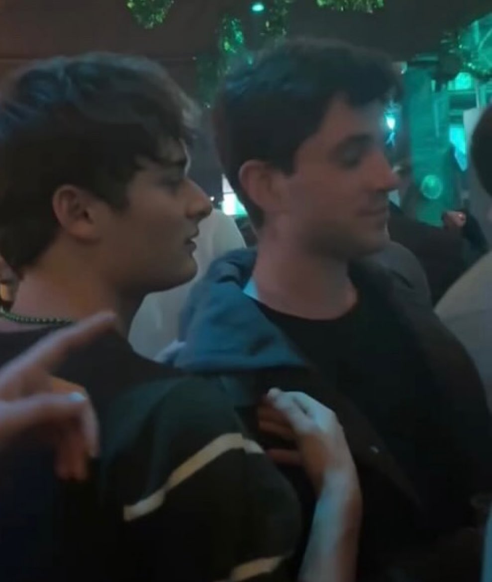 ⋆ gia ⋆ tweet media