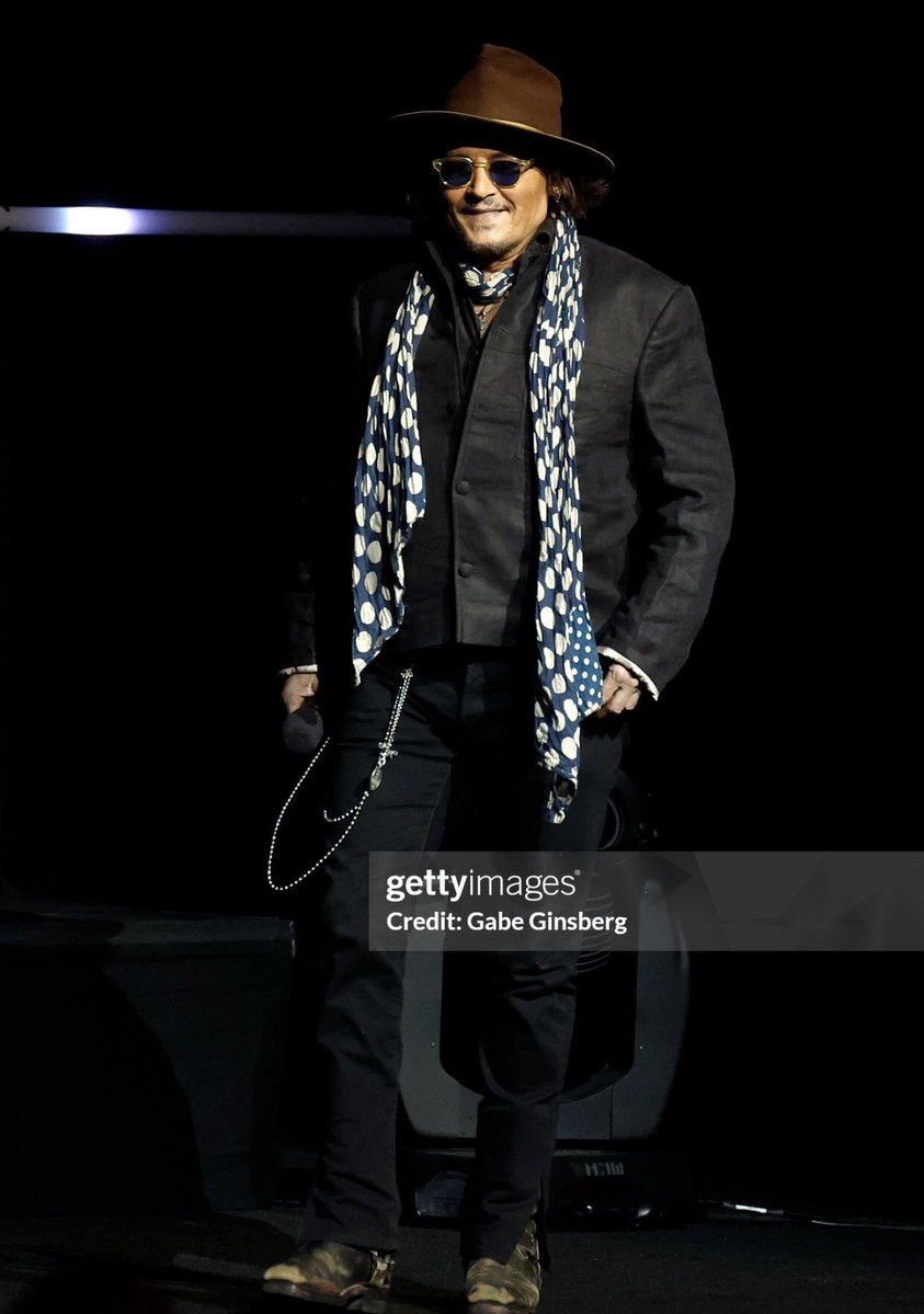 Arwen sparrow 🏴‍☠️ tweet media