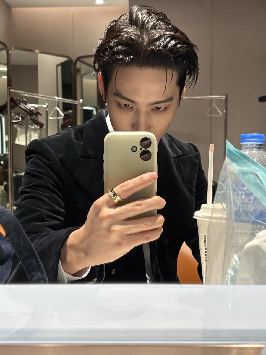 Timmystory_88's tweet image. กร้าวใจมากพ่อเอ้ย หล่อดุจนนอนไม่หลับ😖

#JAYB #Def @defjaybkr