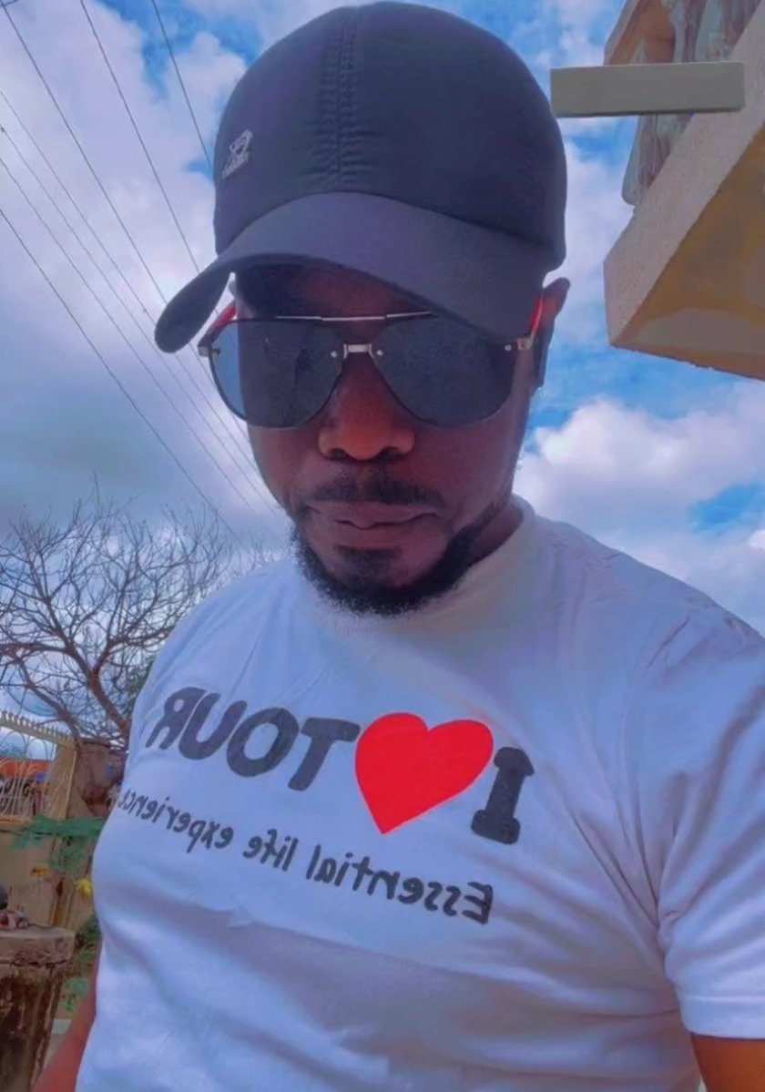 Maxvayshia™ tweet media