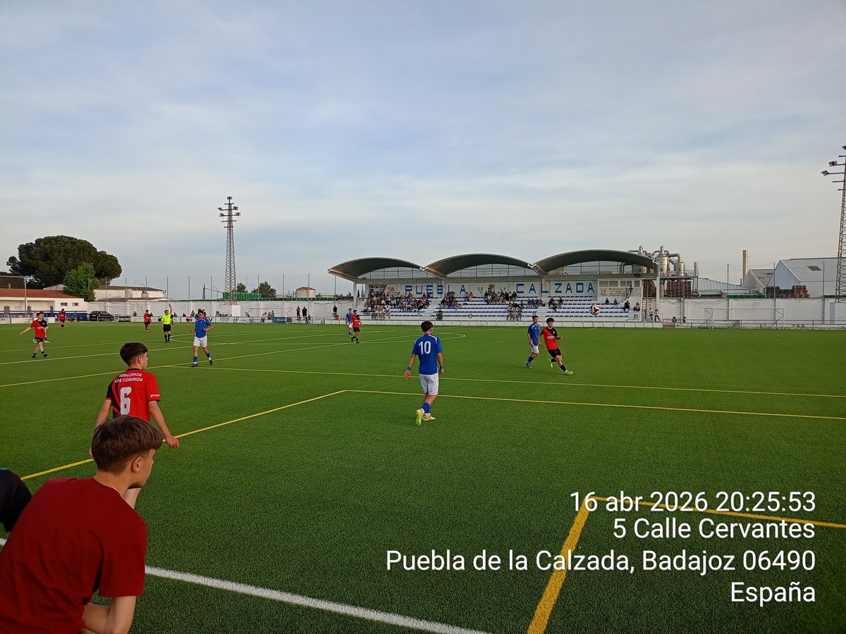 El fútbol es el arte de hacer feliz a la gente 👁️📝⚽