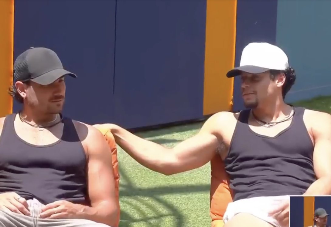 😼JessieChismecitoC tweet media