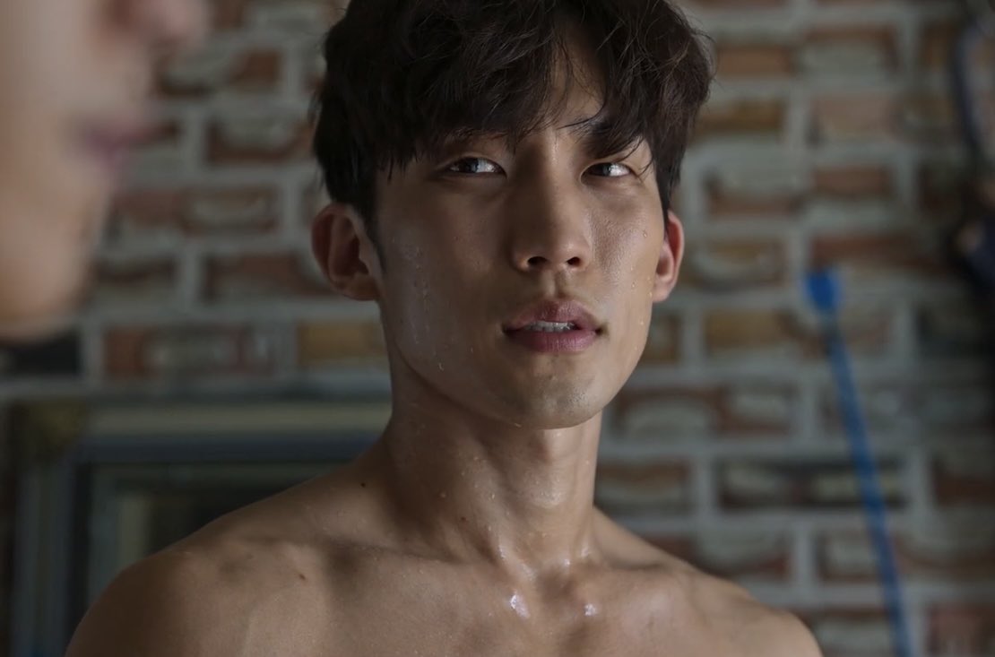 блокнот с ручкой 🚮 bloodhounds 2 tweet media