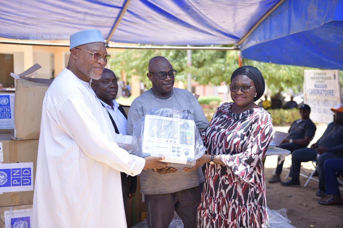 PnudTogo's tweet image. Les @UN_Togo renforcent la résilience et la cohésion sociale dans la région des Savanes. 
Ce 16/04/2026, une série d'activités a réuni plusieurs agences des Nations Unies dont le #PNUD à Dapaong. 
Une illustration parfaite de  l'approche intégrée #Humanitaire #Développement #Paix