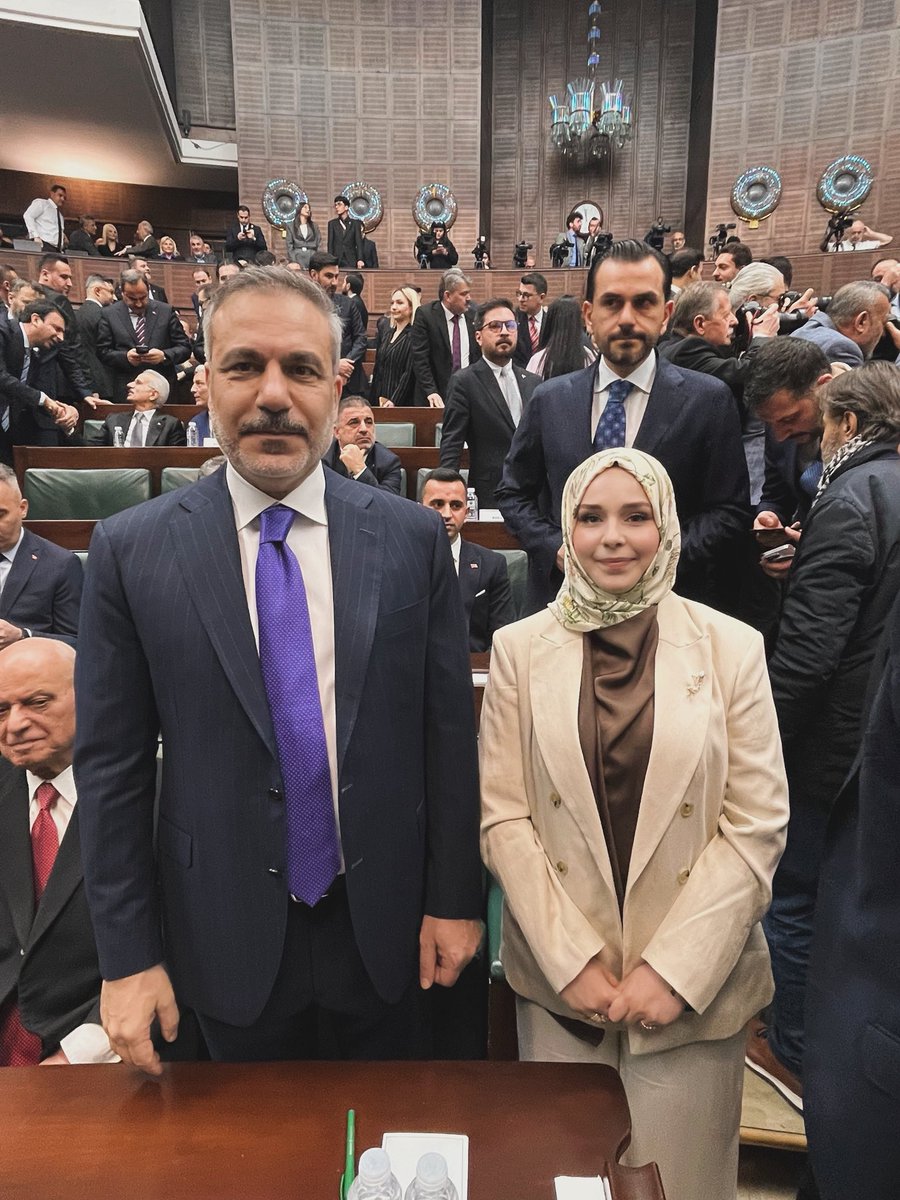 Yapay Zeka Ajansı olarak, Cumhurbaşkanımız Sayın Recep Tayyip Erdoğan <a href="/RTErdogan/">Recep Tayyip Erdoğan</a> ve Sayın Dışişleri Bakanımız Hakan Fidan <a href="/HakanFidan/">Hakan Fidan</a> ile  kamu yararını esas alan çözüm odaklı yapay zeka projelerimizi paylaştık. Türkiye’nin dijital dönüşüm vizyonuna katkı sunmaya devam ediyoruz.