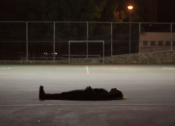 rstycohle's tweet photo. hiçbir şey yapmadan böyle olmak istiyorum. çok yoruldum. https://t.co/KLarDCd7zv