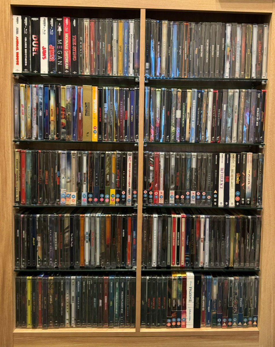 the4kCollectivE's tweet image. Me !!!!

#PhysicalMedia #4K #UHD #DVD #HDDVD #BluRay #VHS