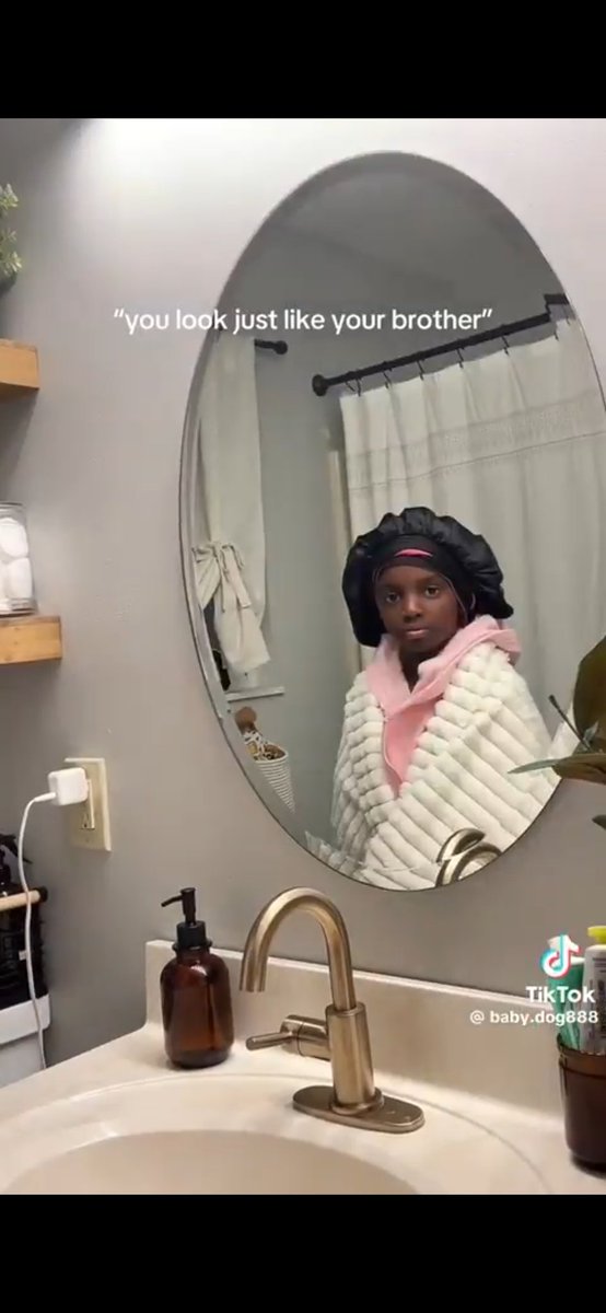 Simkhanyiselwe Nyati tweet media