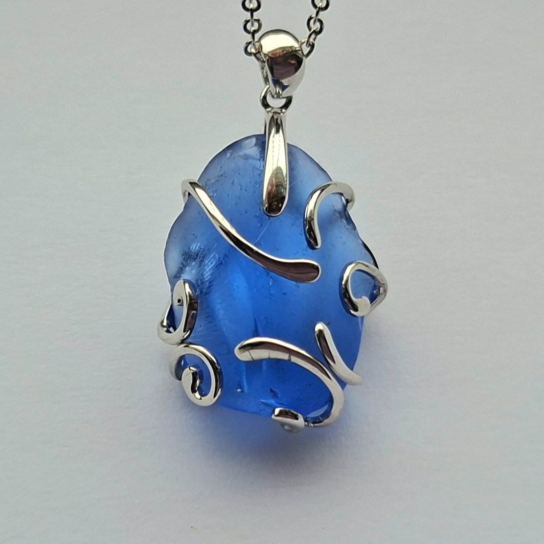 CatherineMMunro's tweet image. Recent storms have brought some beautiful treasure to our beaches. I have turned them into some seaglass pendants and earings that are available to buy. Link in comments #Shetland