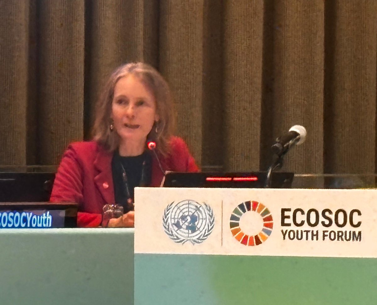 Florence Bauer tweet media