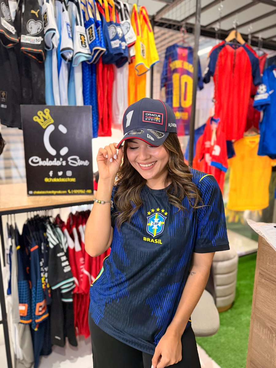 🇧🇷 Brasil x Jordan 
✨YA DISPONIBLE en Chaladas✨
Entrega Inmediata… el que se duerme, se queda sin la suya.🤭☺️