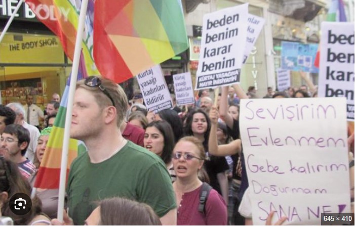 Kumandan tweet media