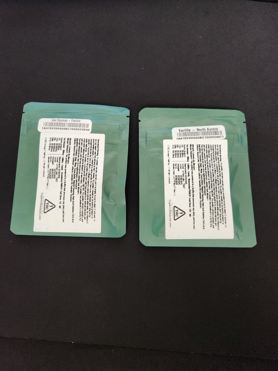 TeslaModel3P01's tweet photo. 200 MG THC Fruit Chew with some Bommerz https://t.co/W8YfXabxZ3