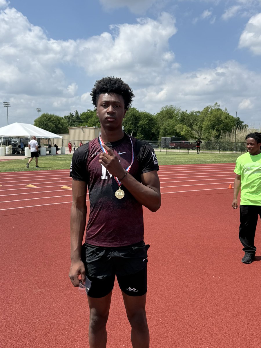 Mesquite High Track tweet media