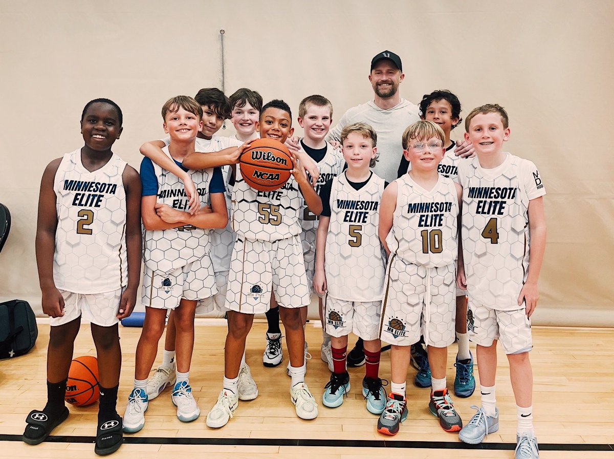 mnelitehoops1's tweet photo. Great job this weekend, 4th grade boys! Going 3–1 is an outstanding start to the season. Proud of the effort, teamwork, and energy you brought - what a great way to kick things off! Let’s keep building! #minnesotaElite #mnelite💪 https://t.co/nQx73sGpWN
